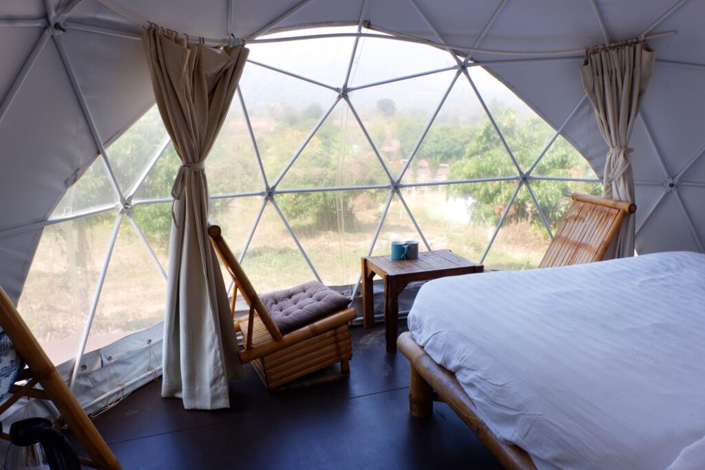 domo glamping alquiler españa experiencia romantica